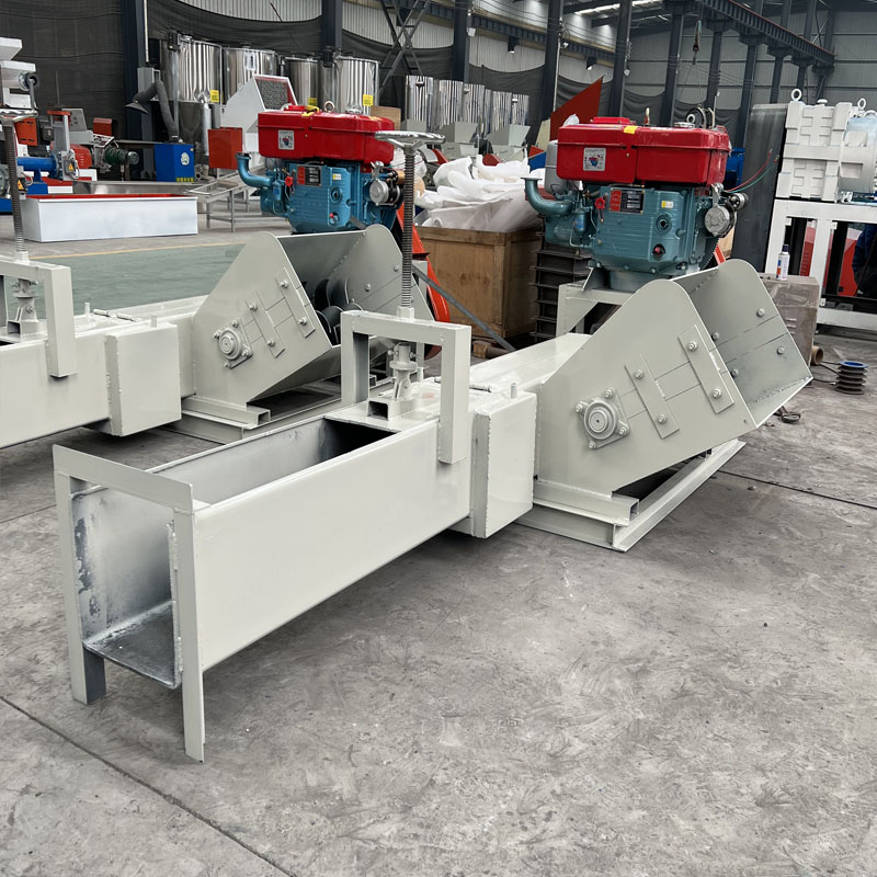 移动泡沫车载挤塑板冷压成型机