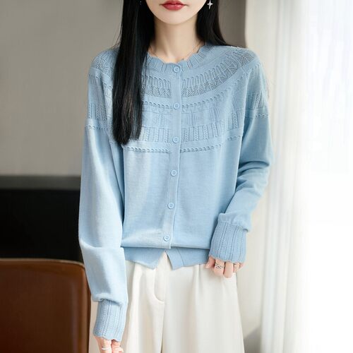 2026春季新款圆领精纺羊毛开衫女宽松保暖休闲外套气质时尚针织衫