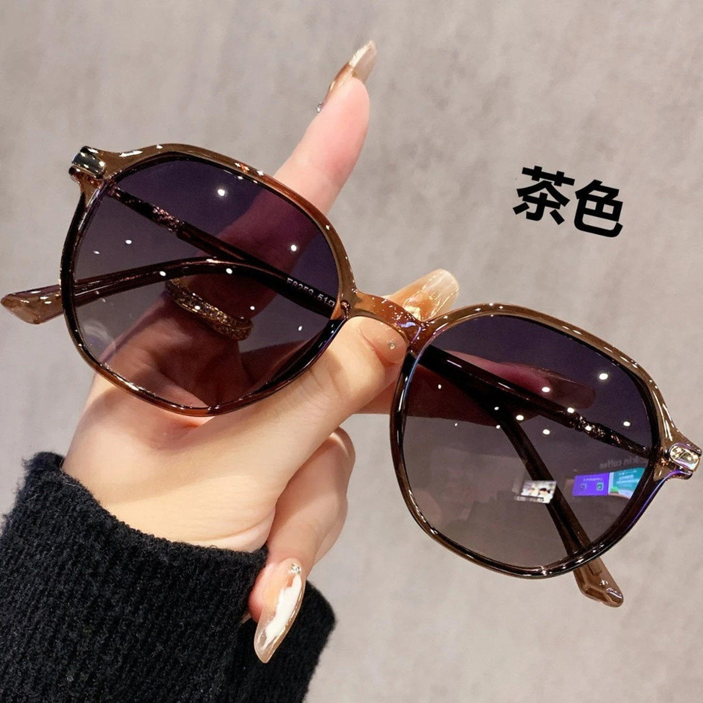 芙霖眼镜工厂店2026新款时尚防紫外线防晒茶色偏光墨镜女士太阳a4