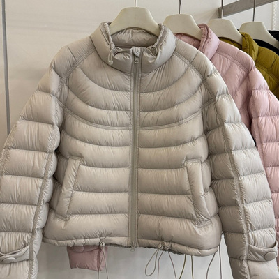 2025新款女轻薄短款排骨羽绒服