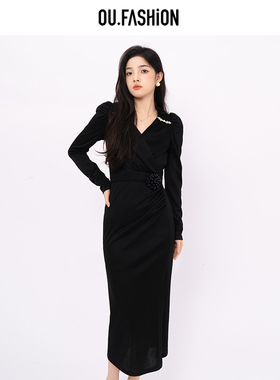 OU.FASHION/欧点亮闪闪V领钉珠裙褶皱开叉腰花连衣裙6122330074