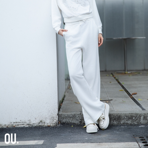 OU./欧点宽松舒适休闲卫衣