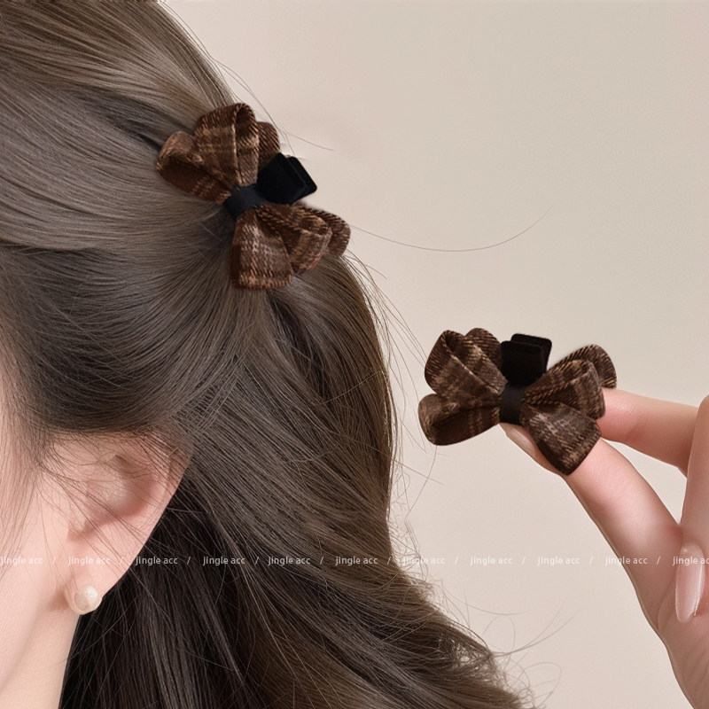 韩系清冷感格纹小抓夹！谁戴谁美