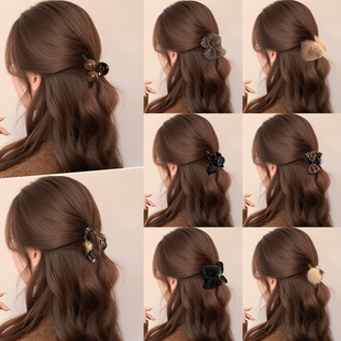 毛绒半扎发小抓夹女高级感2025新款前额刘海夹发夹后脑勺夹子头饰