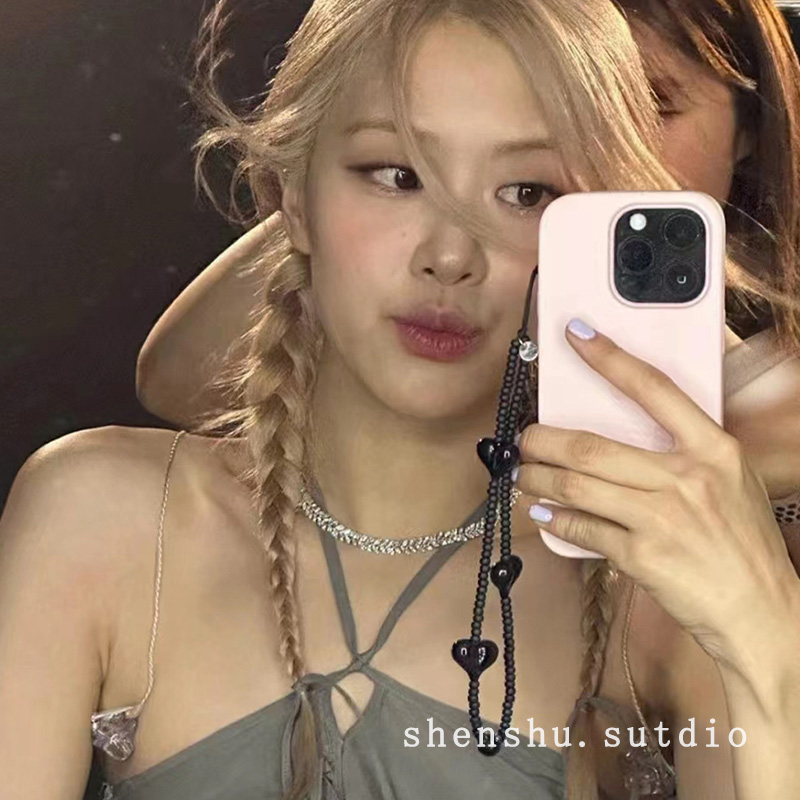 ROSE朴彩英明星同款液态手机壳