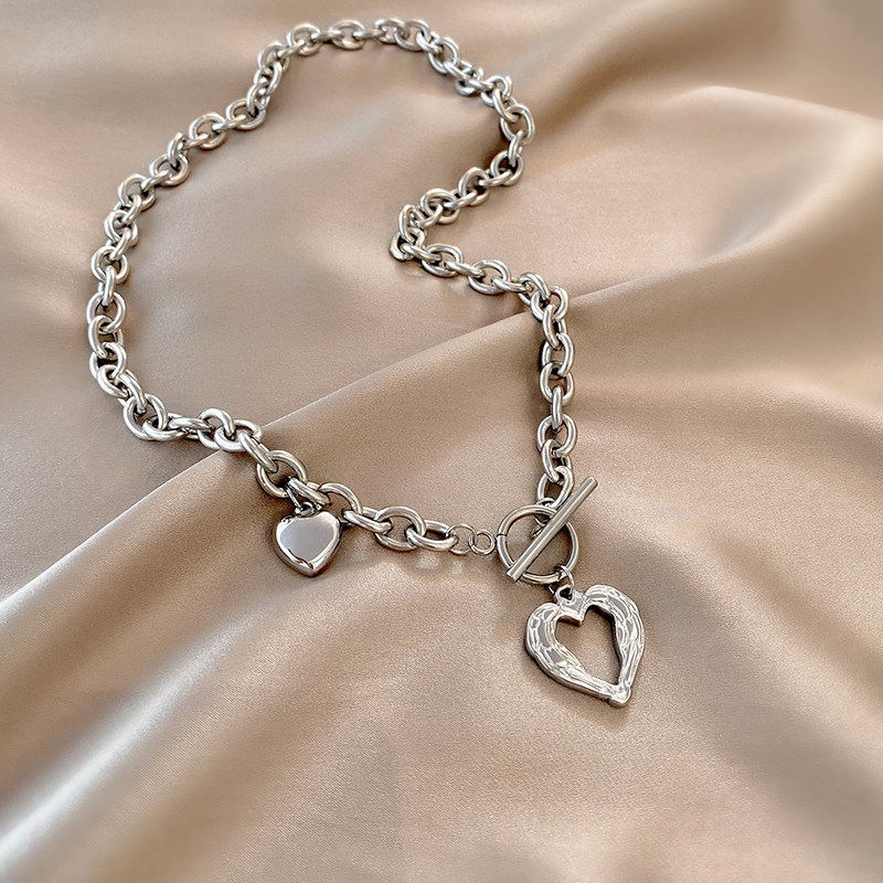 钛钢爱心项链女轻奢小众设计感高级锁骨链2021年新款ins嘻哈时尚