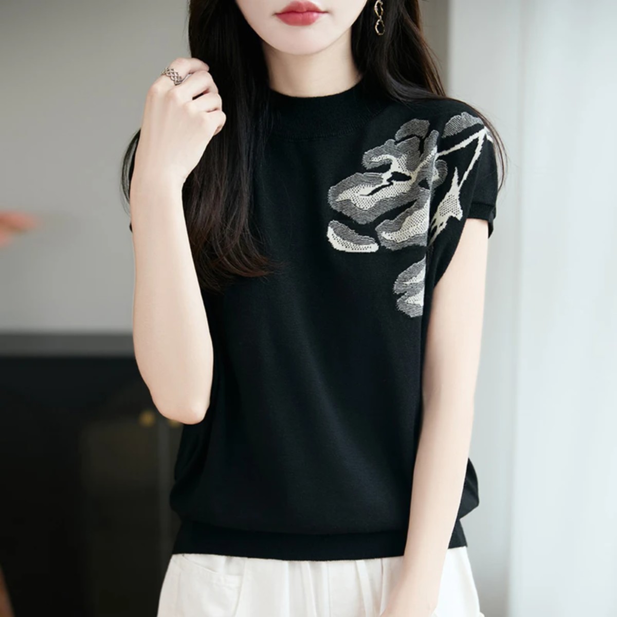 杰鸣微胖mm夏季大码半高领女士短袖t恤遮肚子显瘦内搭针织打底a3