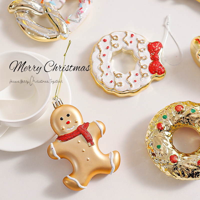 圣诞树装饰姜饼人小挂件金色甜甜圈挂饰节日氛围场景布置装扮道具