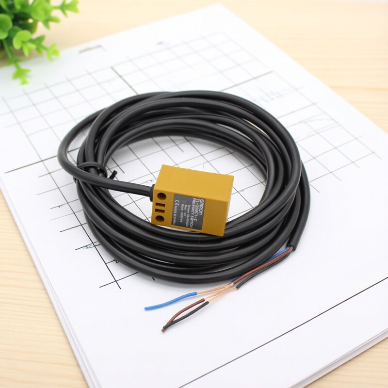 原装欧姆龙方型接近开关TL-Q5MC1-Z TL-W5MC1-Z TL-N10ME1 N20MF1
