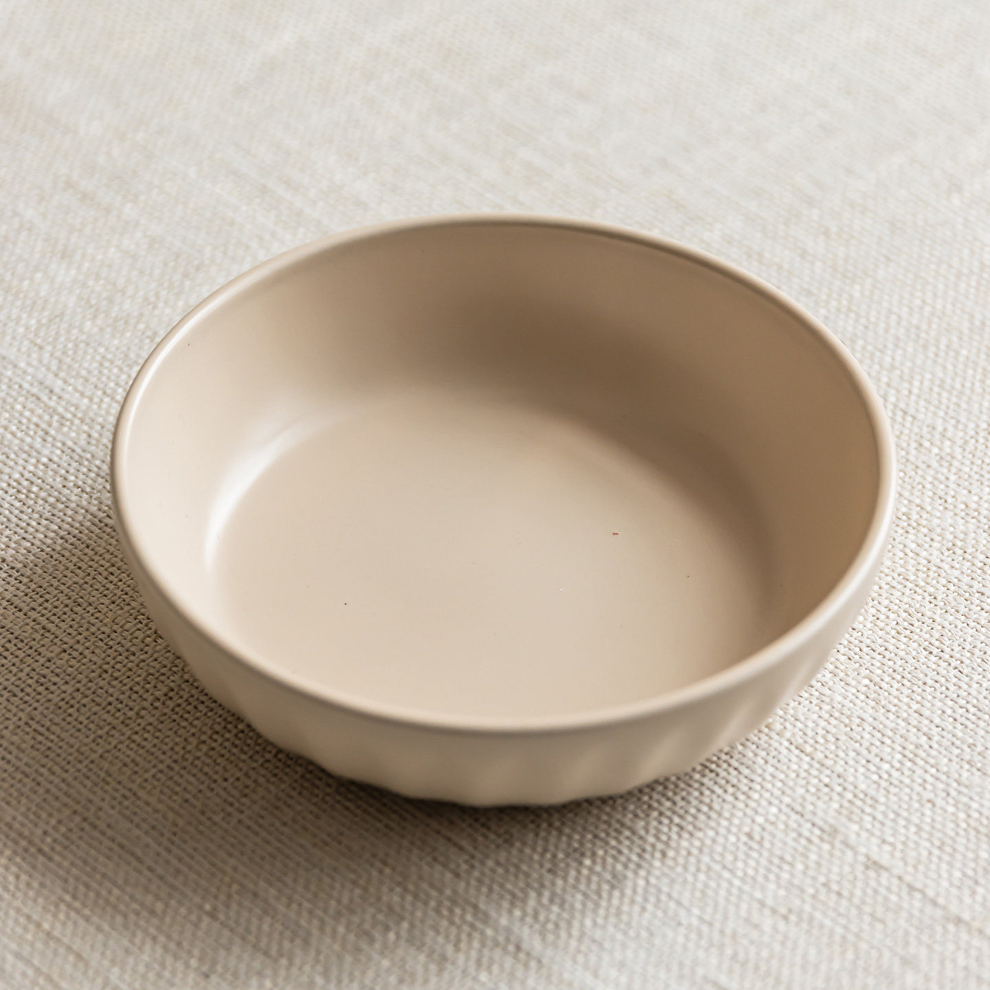 YEHOME极简陶瓷小碗餐厅前菜碟