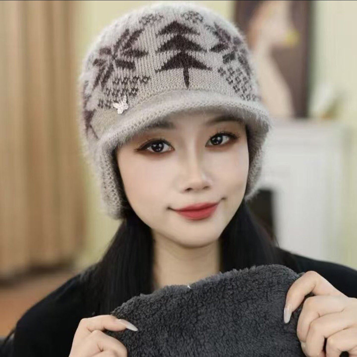 流转女帽冬季新款提花护耳针织帽女加绒保暖毛线帽中老年妈妈帽a2