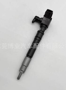 高压共轨喷油器23670-19015适用丰-田 2.8L 1GDFTV 发动机