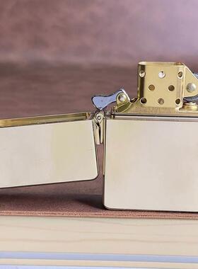 【直发】佐罗重盔甲黄铜Z915原铜光面密封加厚煤油打火机