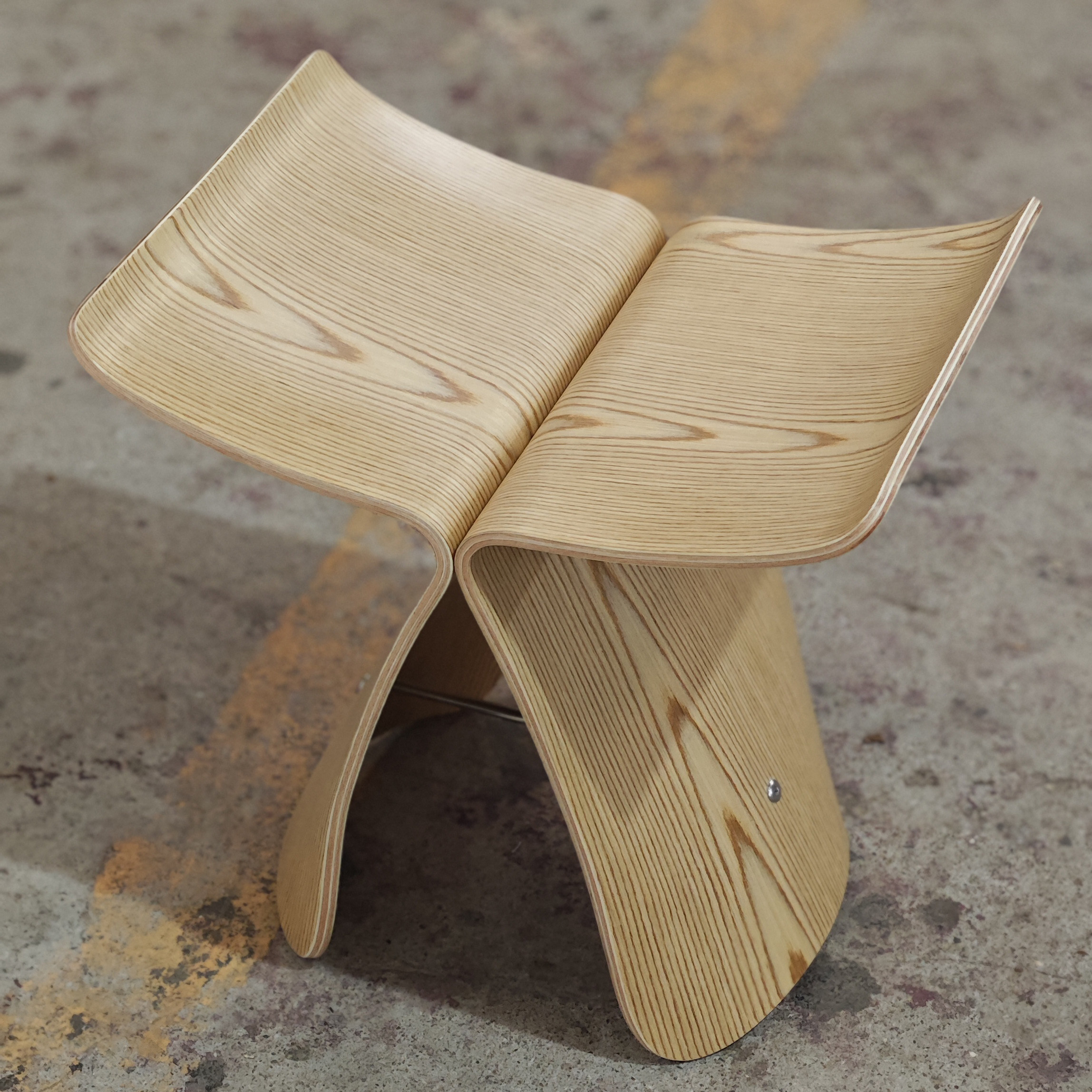 中古复刻实木弯板矮凳