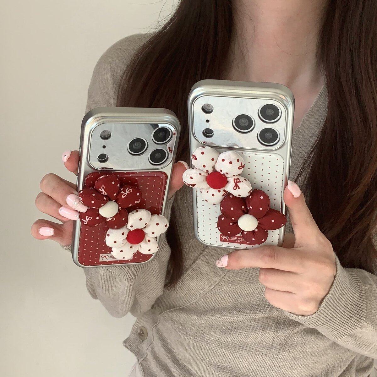 电镀镜面大视窗滴胶 酒红波点花朵适用于苹果14promax创意手机保护壳卡通可爱16pro手机保护壳ins风17系列手