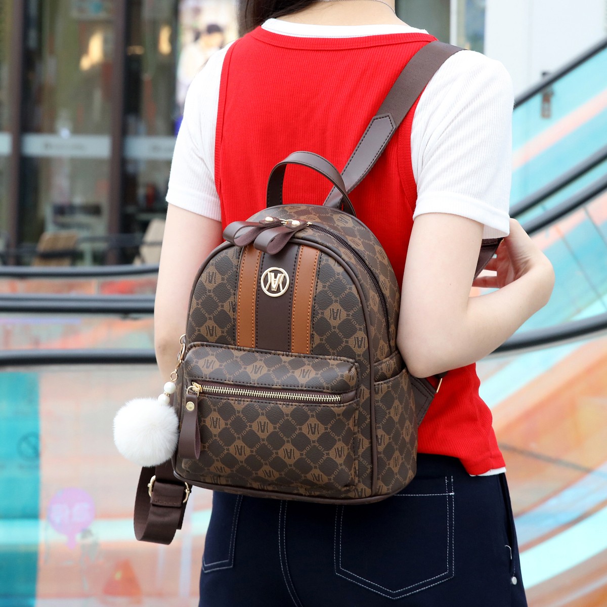 20大学生女孩书包新款25女士包包双肩包30多岁双件包被包背包na68