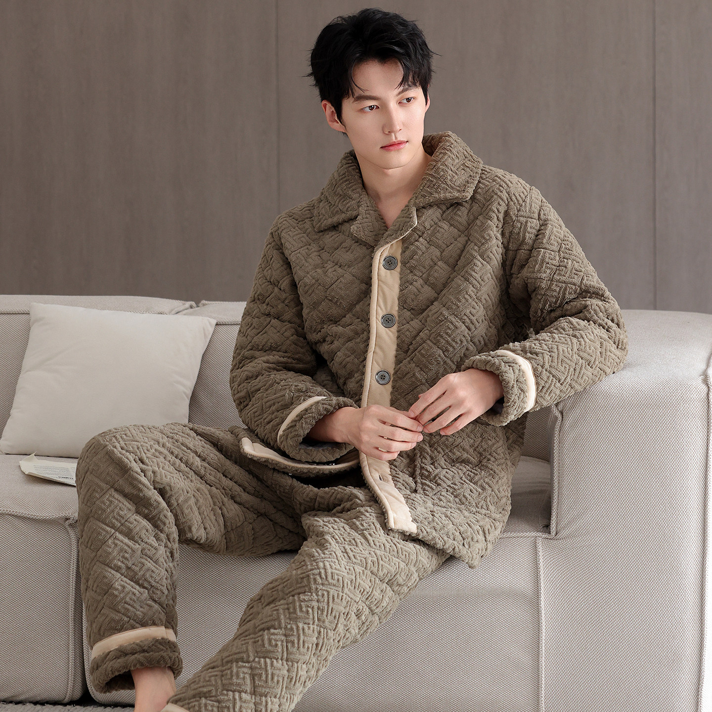 睡衣男士冬季三层加厚加绒珊瑚绒夹棉袄男款大码秋冬款家居服套装