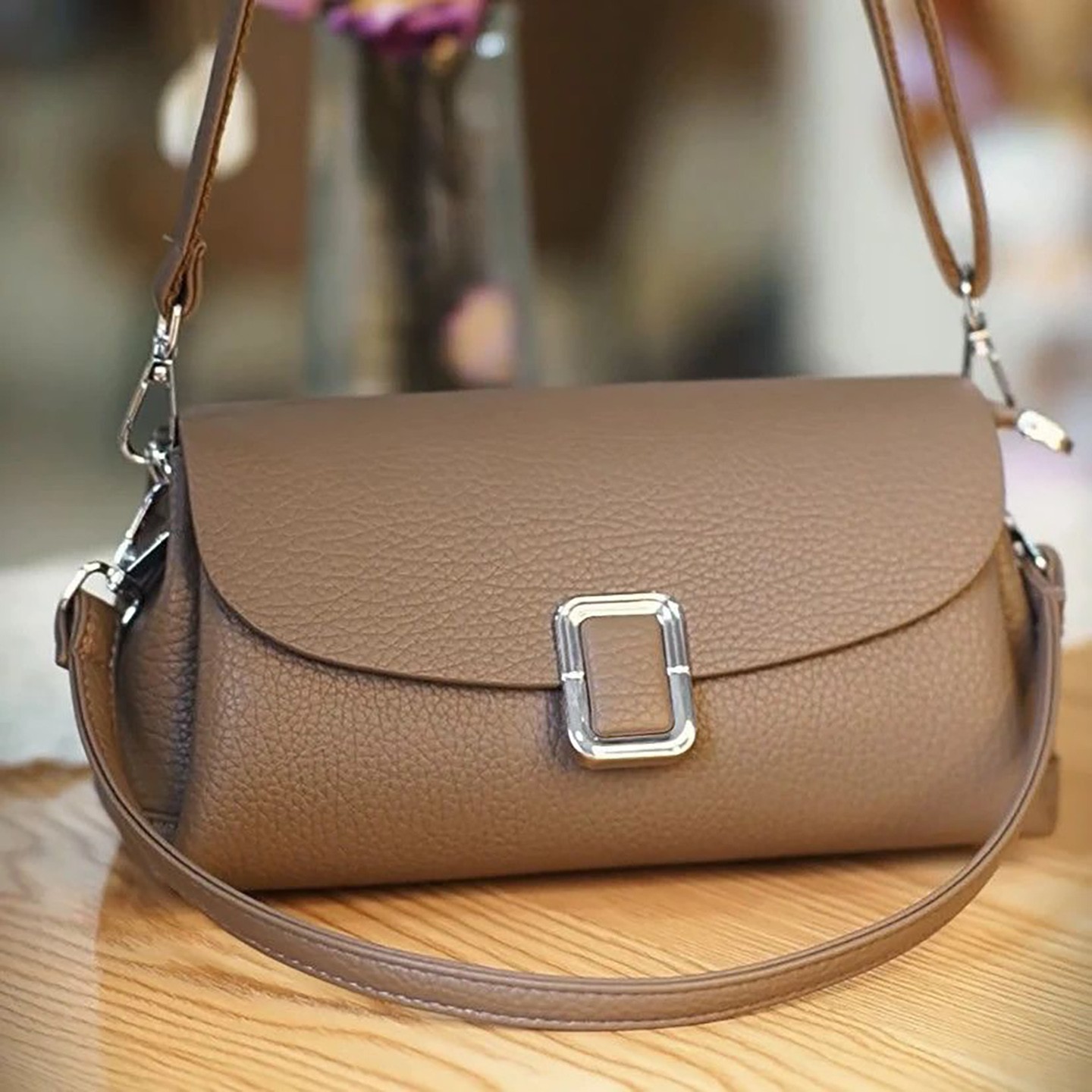 米娅鞋包专柜女包复古高级感风琴包小众设计感小方包单肩斜挎a40