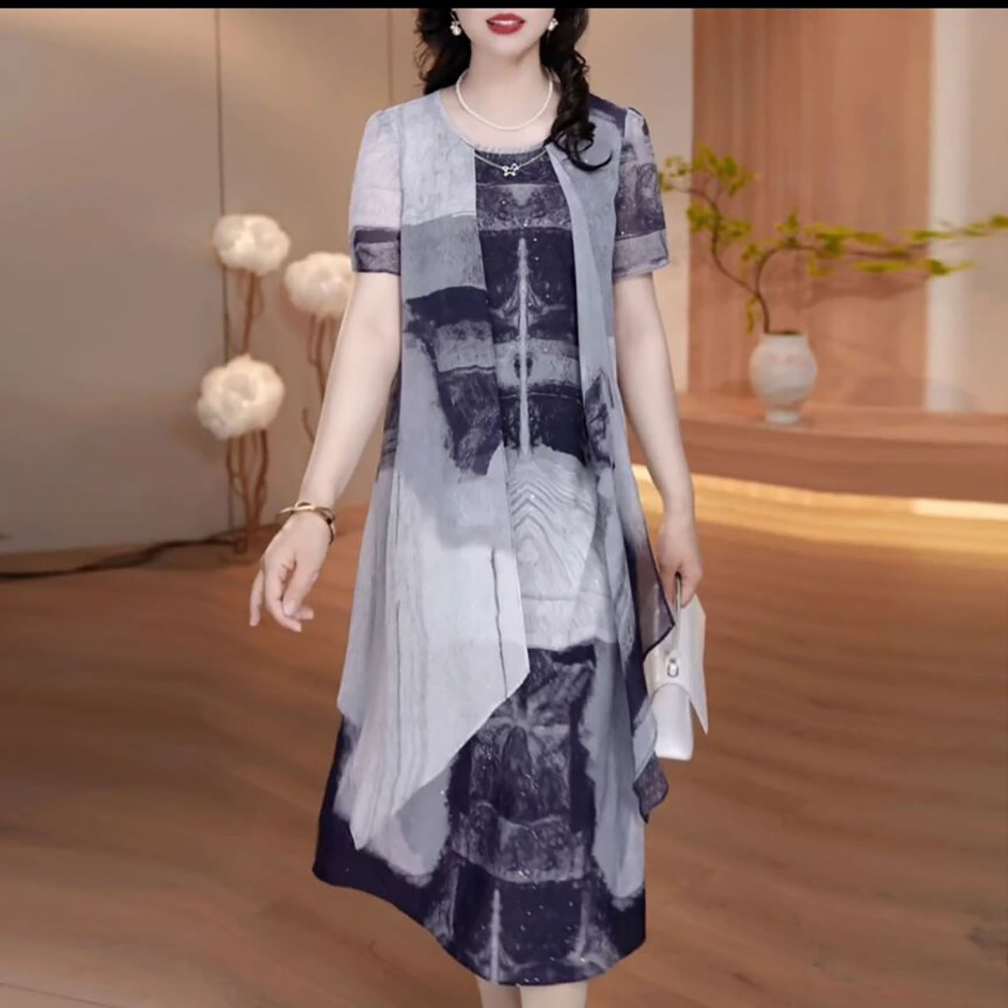 芙霖精选女装店气质碎花连衣裙夏季女士优雅短袖裙2026新款妈妈a2