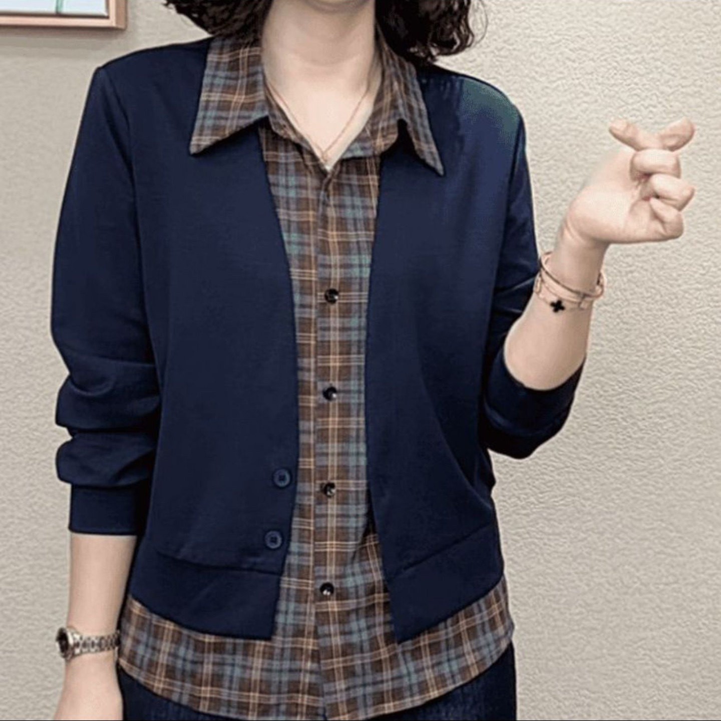 谦众女装假两件格子长袖衬衫2026秋季女士款显瘦衬衣百搭减龄上a9图片
