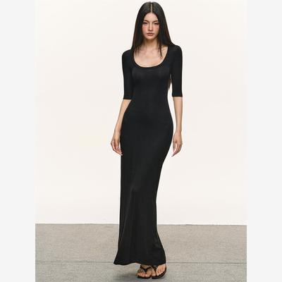 ae黑色连衣裙女早秋季辣