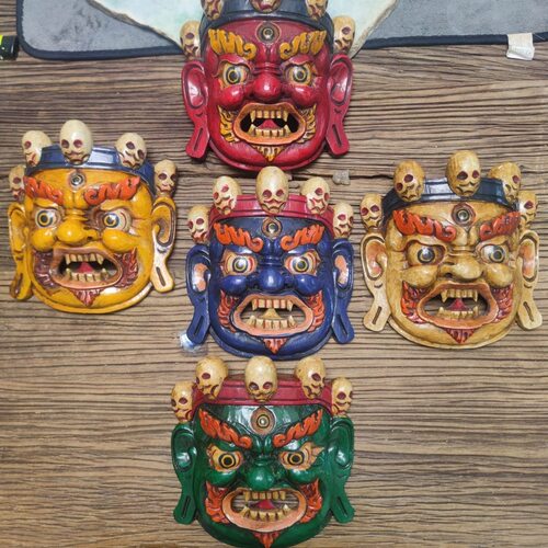西藏特色面具藏式旅拍风
