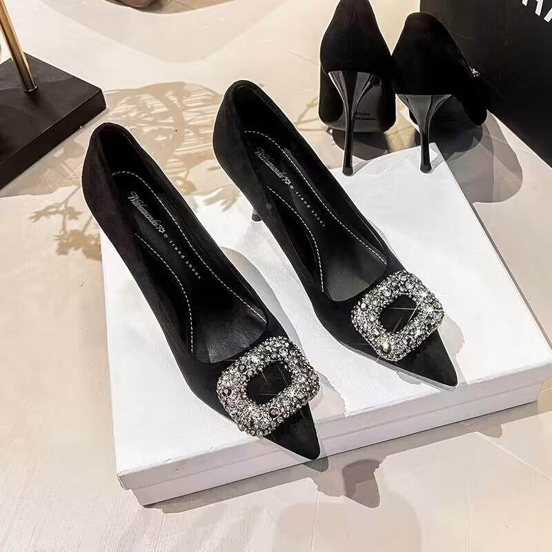 黑色高跟鞋女2025新款春秋细跟水钻绒面不累脚气质尖头方扣单鞋女