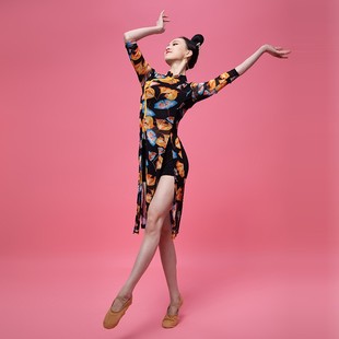 碎花古典舞旗袍式表演服练功服 性感高开叉现代舞女士舞台表演服