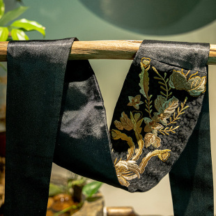 陌遇2025年新款 饰系带腰带 中国风复古真丝刺绣腰封女士收腰百搭装