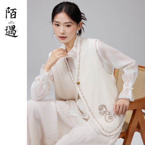陌遇新中式轻奢复古马夹外套