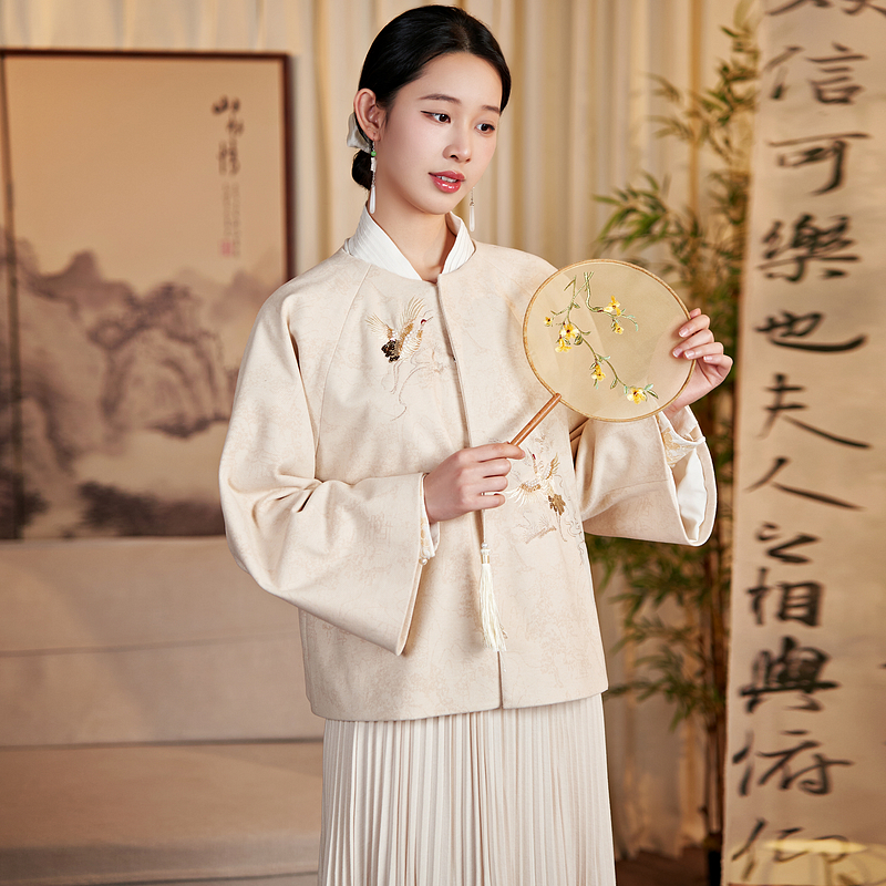 陌遇高级感轻国风刺绣唐装外套