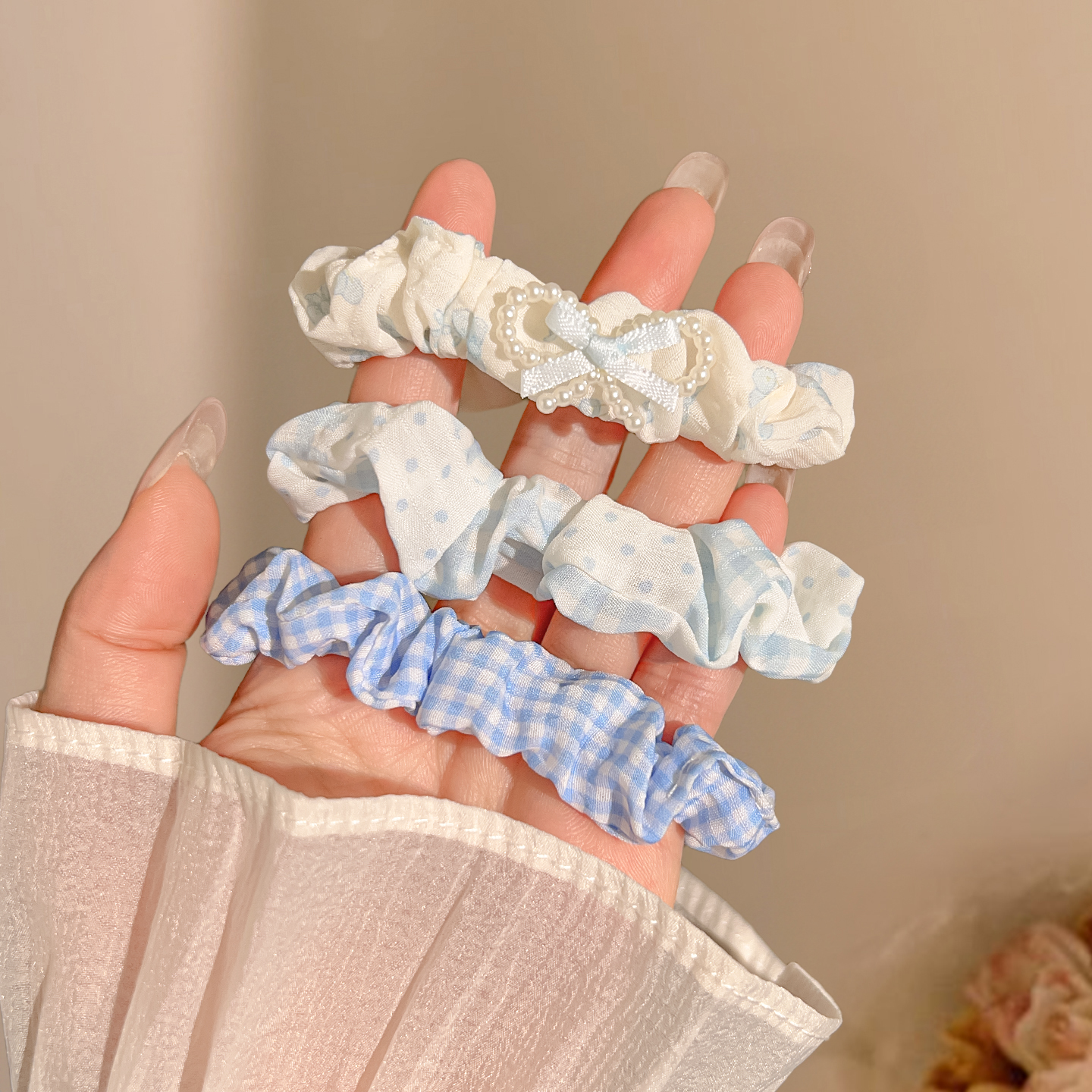 清新蓝色格纹蝴蝶结大肠发圈