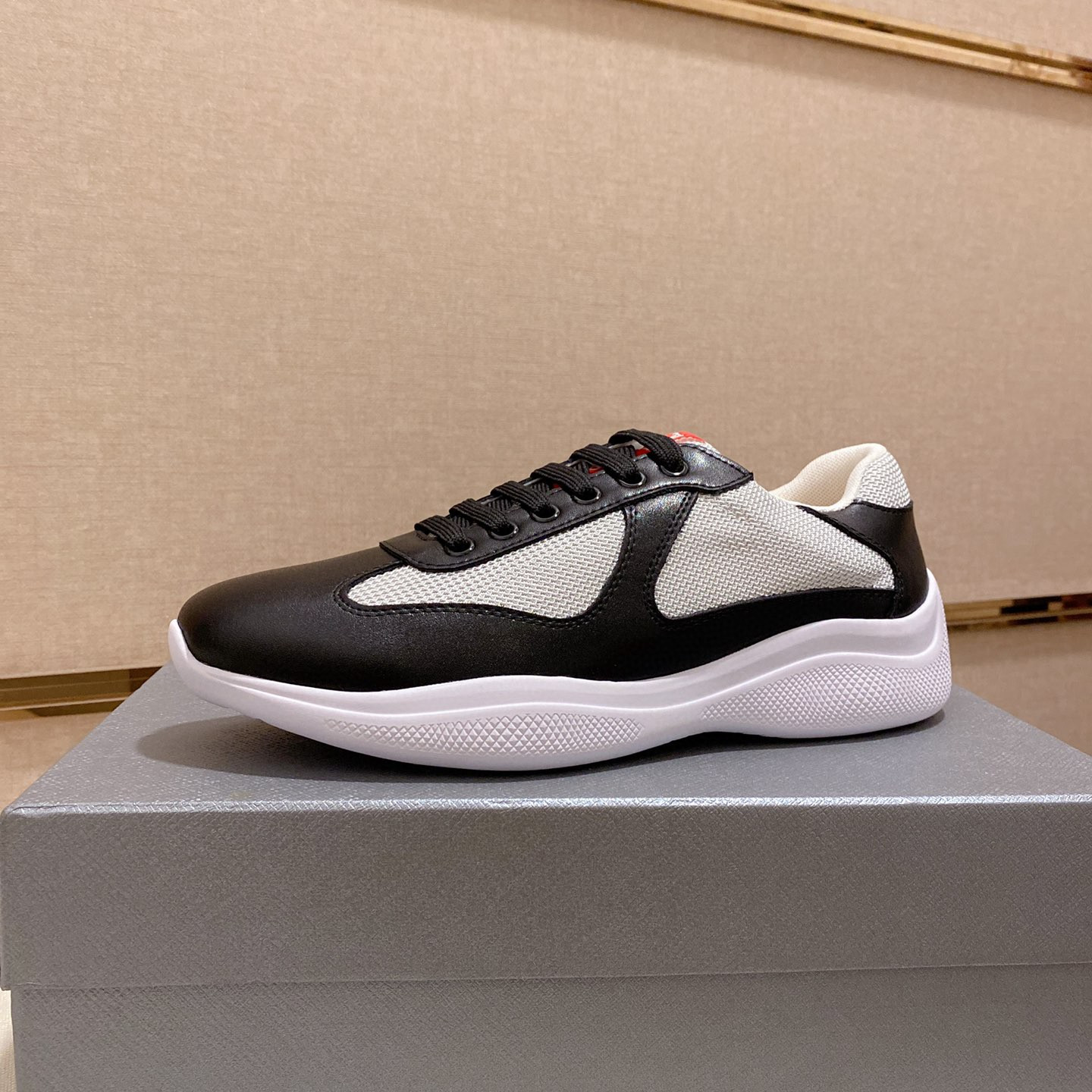 thumbnail for European station men's shoes autumn white low-top leather breathable casual round toe mesh patent leather solid color lace-up sneakers