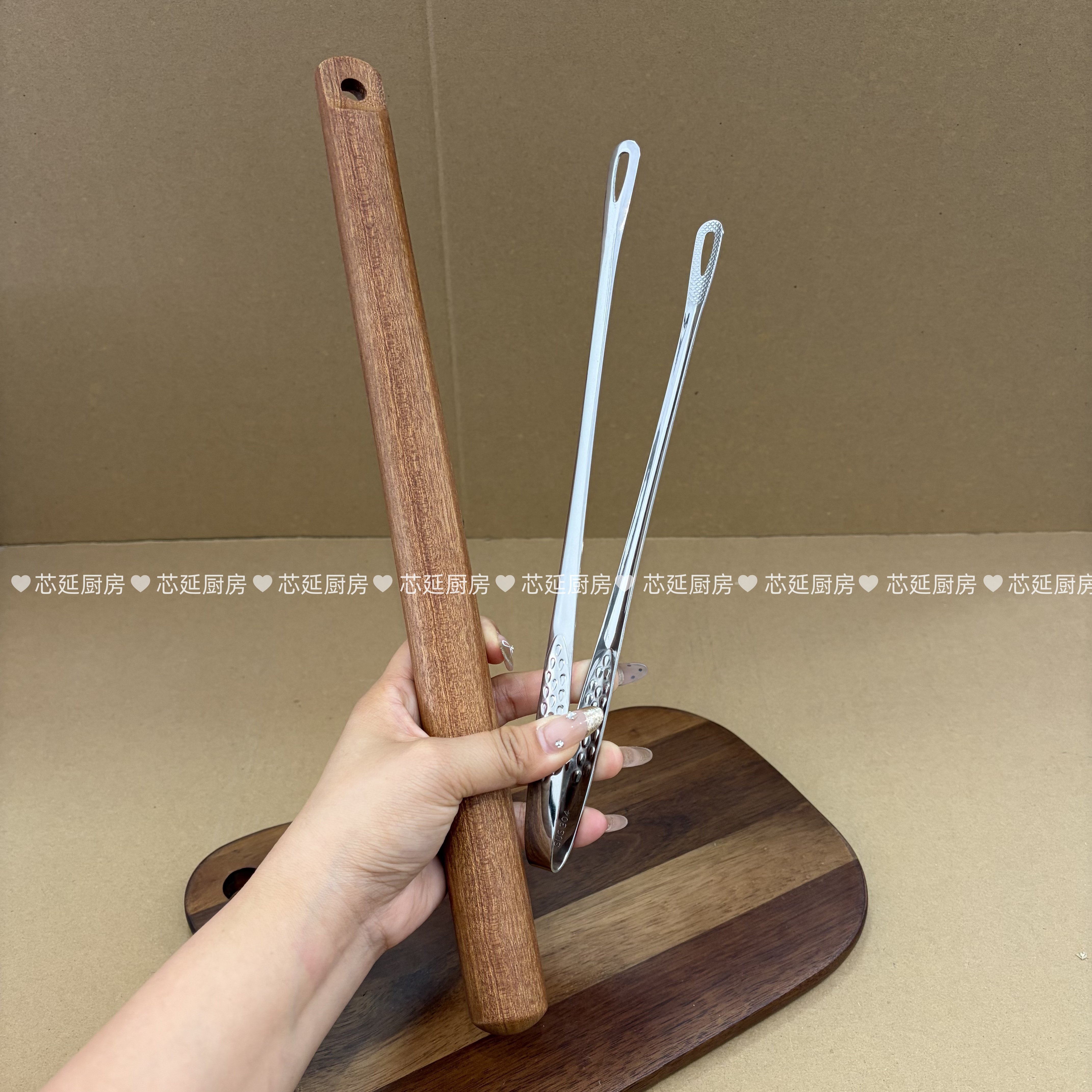 芯延厨房04钢水滴烧烤食品烤肉夹乌檀木实木擀面仗手工面制作道具