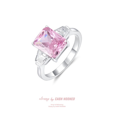 ClassybyCH白粉钻方块戒指送女友