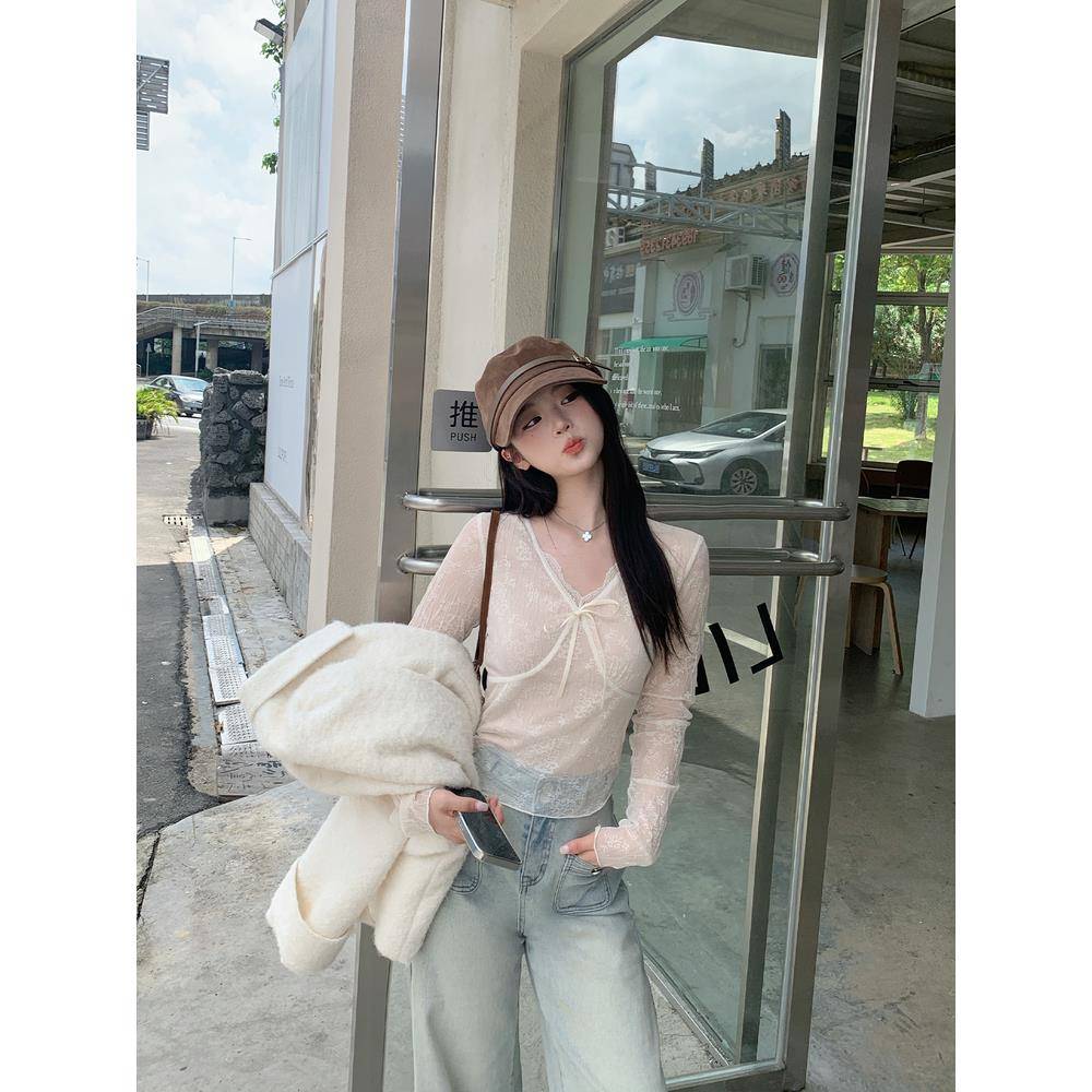 切糕自制小个子秋季上衣女设计感蕾丝百搭奶油杏长袖V领针织衫