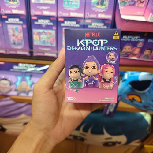 MINISO猎魔女团系列键帽盲盒摆件名创优品