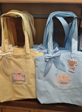 名创优品GWEN BEAR奶酪星友记单肩托特包MINISO