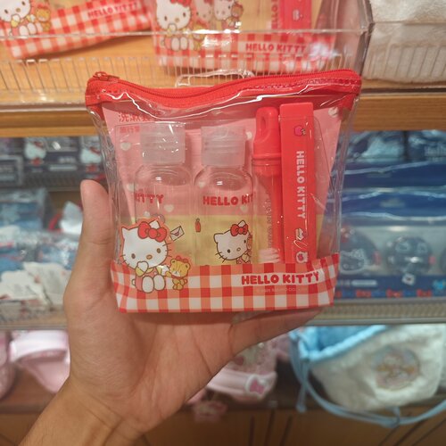 名创优品Hello Kitty便携洗漱套装4件套旅行装名创优品