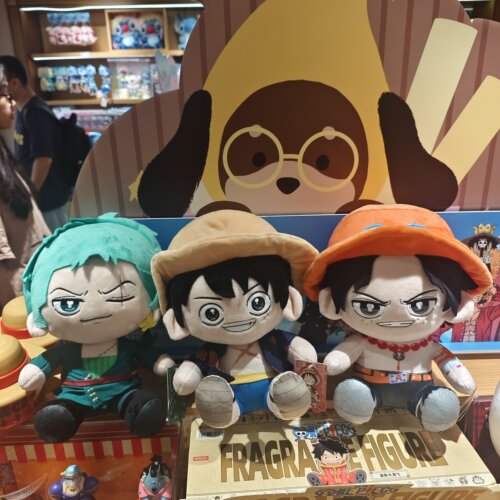 名创优品航海王海贼王经典回溯系列12号公仔路飞佐罗艾斯罗MINISO