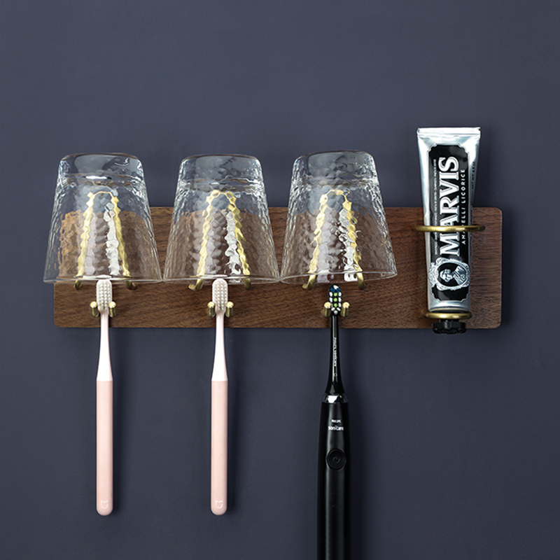 【小红书推荐】实木黄铜牙刷架