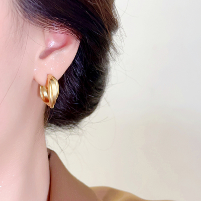 港风大圆圈金属蚊香盘耳夹女