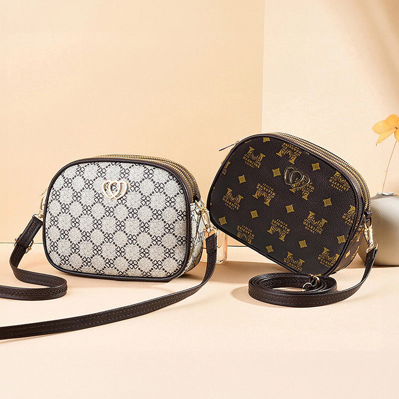 女士斜挎包小挎包时尚女包新款三层字母百搭洋气妈妈单肩包小圆包 - 佐木希箱包企业店出品