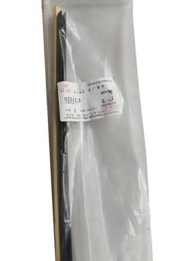 8251L3适配标307308408致雪铁龙C4L挡风玻璃板条车窗密封条饰板