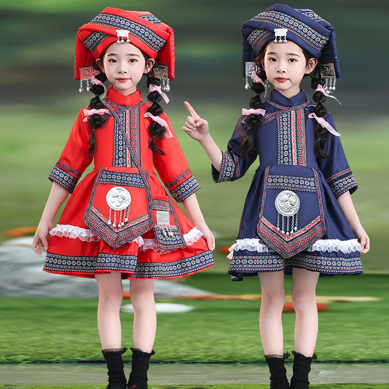 壮族三月三服装舞蹈演出