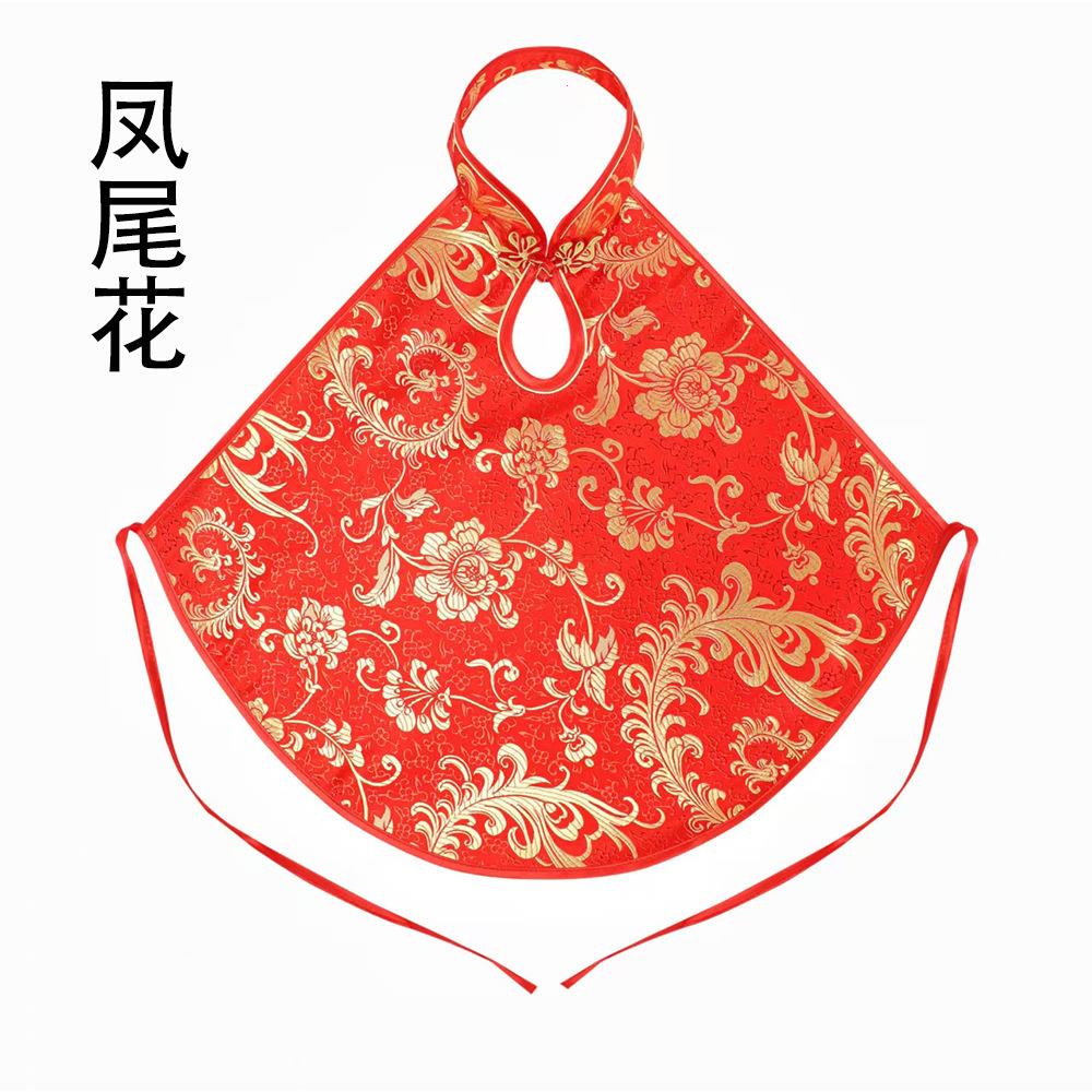古风成人织锦缎肚兜中式