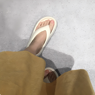 懒人鞋 人字拖厚底拖鞋 夹趾松糕沙滩罗马凉鞋 女夏季 外穿2025年爆款