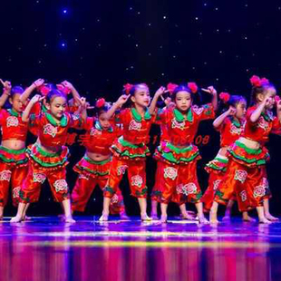 小荷风采小辫子甩三甩儿童秧歌舞蹈演出服中国娃娃民族表演服