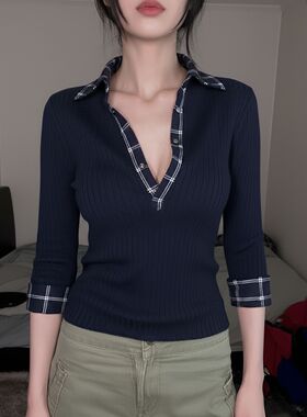 Checkered V-shaped shirt top 韩系轻熟风格子V字中袖衬衫上衣女