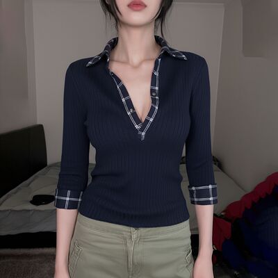 Checkered V-shaped shirt top 韩系轻熟风格子V字中袖衬衫上衣女